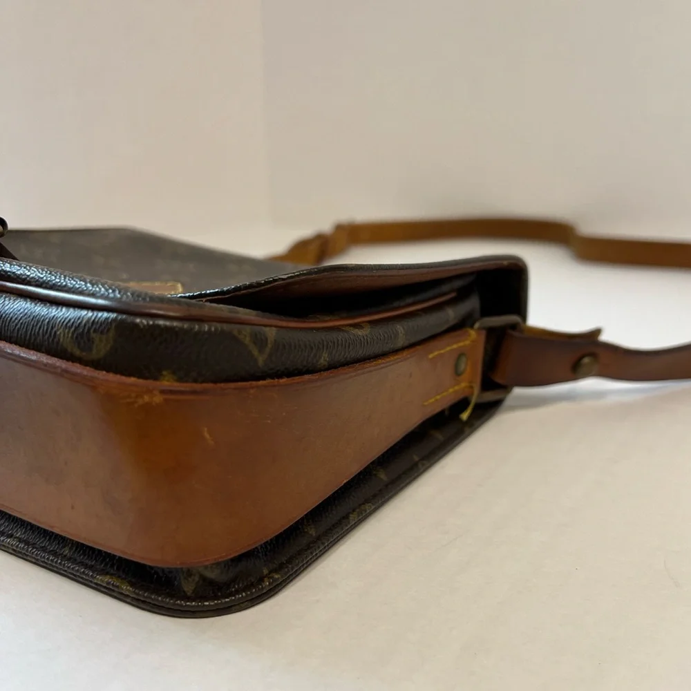 LOUIS VUITTON Monogram Cartouchiere Bag‎ - Picture 5 of 16